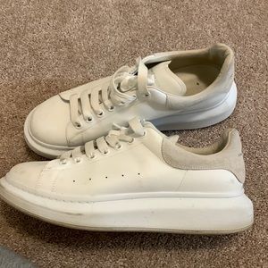 Suede Alexander McQueen